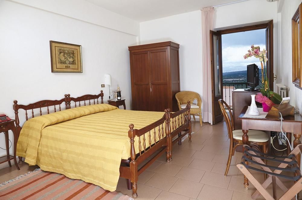 Hotel Ispinigoli Доргали Экстерьер фото