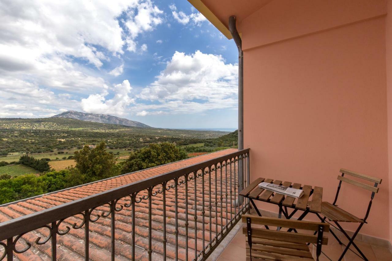 Hotel Ispinigoli Доргали Экстерьер фото
