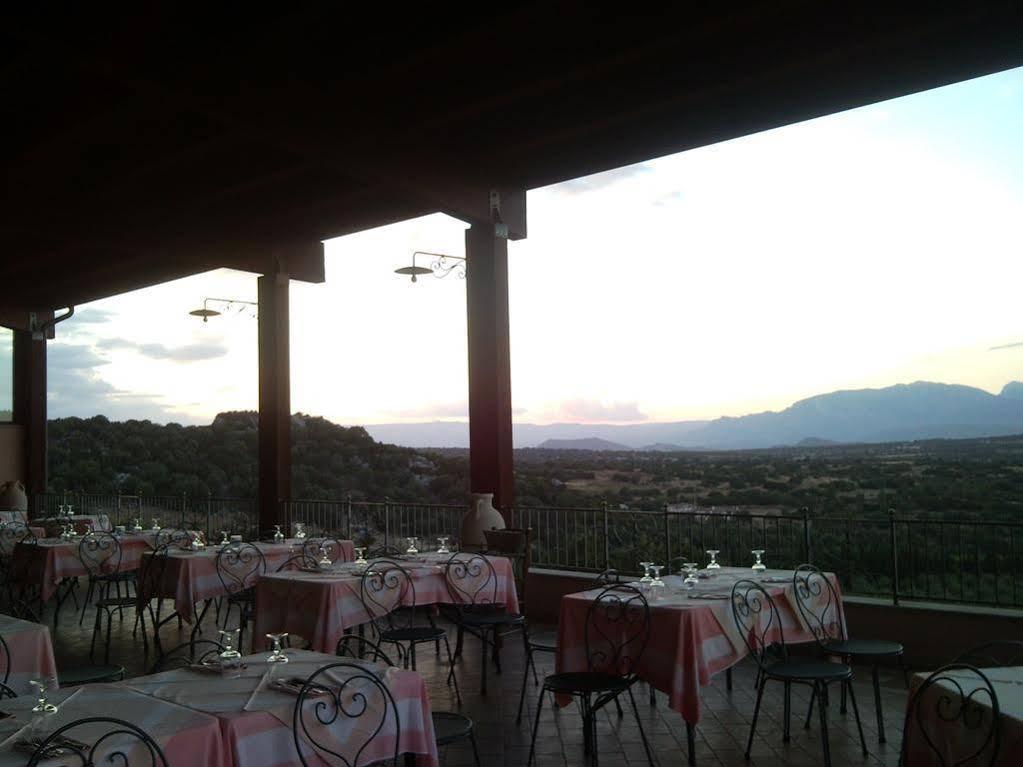 Hotel Ispinigoli Доргали Экстерьер фото